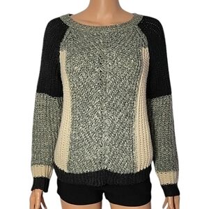 Urban Day Ladies knit sweater Gray Black‎ and Cream Colorblock Size Large.